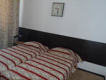 Фото номера Улучшенный люкс Отель Florentina Hotel г. Единец 4